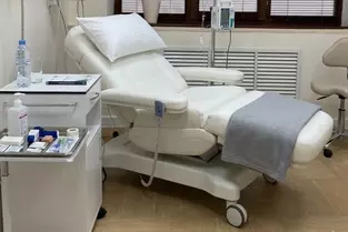 Кресло для процедур капельниц